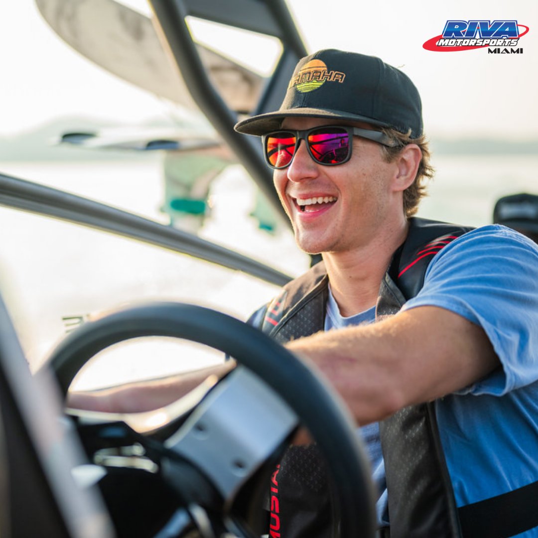 RivaMiami's tweet photo. All smiles on the water. ☀️⚓ https://t.co/SDZpbcFKJR