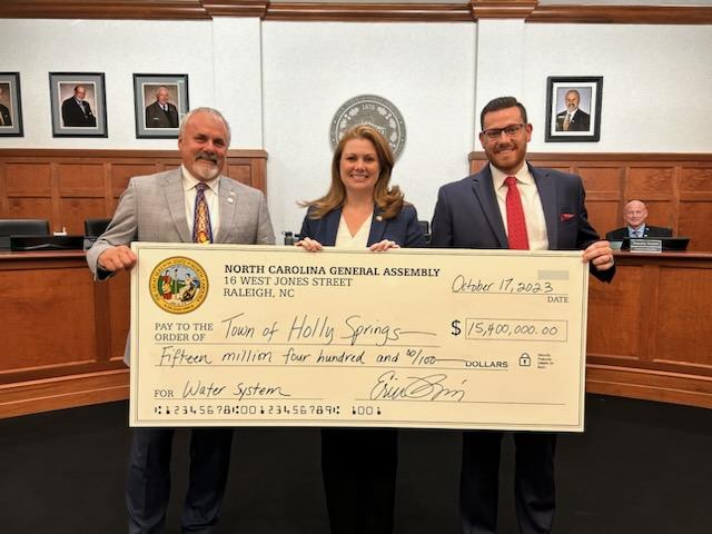 MayorMayefskie's tweet photo. Thank you to Rep. Erin Pare' for her hard work in getting the Town of Holly Springs funding that will go to our new water conveyance line.  It will provide the Town water for years to come.  @ErinforNC @ToHollySprings @DanBerry4HS https://t.co/ydtSTDYB33