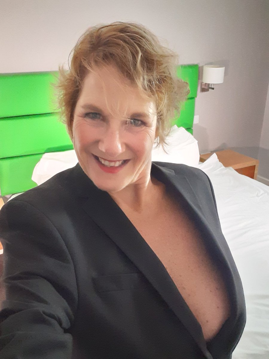 On my way to work with gorgeous <a href="/MiaOffici1/">𝕞𝕚𝕒𝕞𝕚𝕝𝕗 38K BOOBS BBW KINK MILF</a> &amp; <a href="/skullfuka/">SkullFuka - Adult Entertainment Producers</a> it's been ages, can't wait for fun &amp; crazy antics x x 

<a href="/brit_milfs/">BritMilfs</a>
<a href="/Assman3pt0/">🐉тнε ∂яαgση 🐦‍🔥</a> 
<a href="/ff_erotica/">📷 FF Photoshoots 📷</a> 
<a href="/MRies55/">Mark Ries55 ,18yrs+🔞</a> 
<a href="/CMP_4U/">Cam Model Promoter @CMP_4U</a>