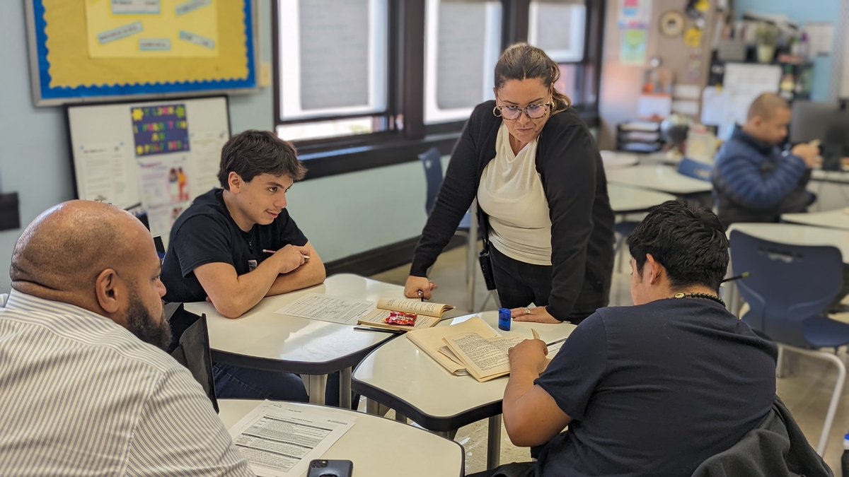 CPS Network 16 (@cpsnetwork16) on Twitter photo Thanks <a href="/PrincipalRamos/">Principal Ramos_Tilden</a> for having us at Tilden for the first Rigor Walk of the year!
<a href="/ChiPubSchools/">CPS - Chicago Public Schools</a> Thanks <a href="/PrincipalRamos/">Principal Ramos_Tilden</a> for having us at Tilden for the first Rigor Walk of the year!
<a href="/ChiPubSchools/">CPS - Chicago Public Schools</a>