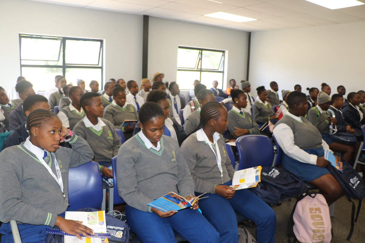 Ekurhuleni West TVET College tweet media