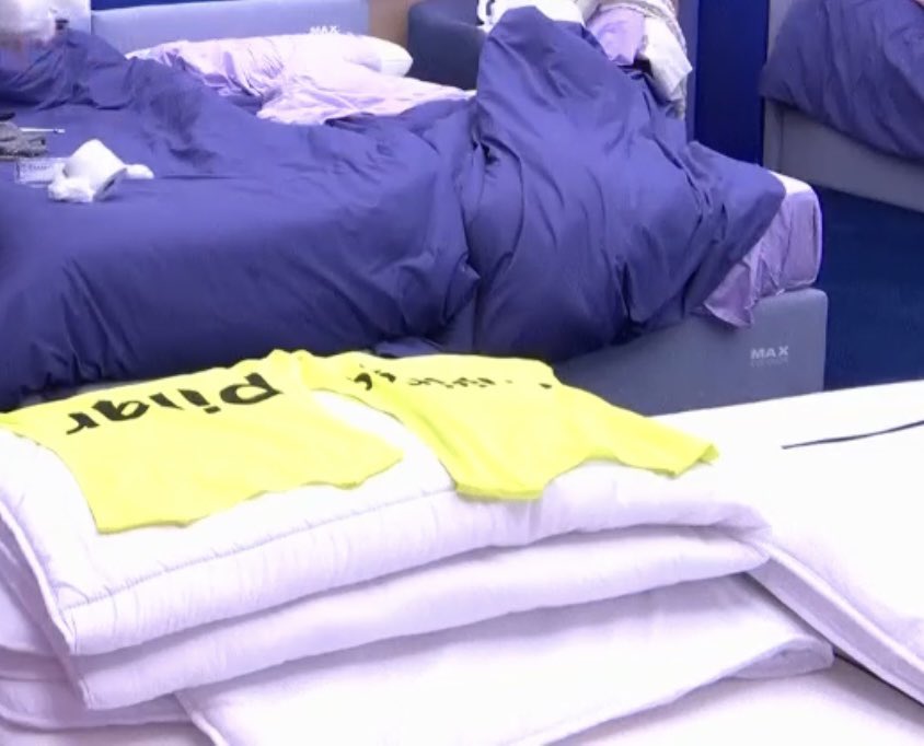 AuroraSanchez77's tweet image. Pilar esta presente en la casa todo el rato… Super nos vas a matar🙄❤️‍🩹 #REPESCAPILAR @ghoficial #GHVIP180  @Pilarllorii