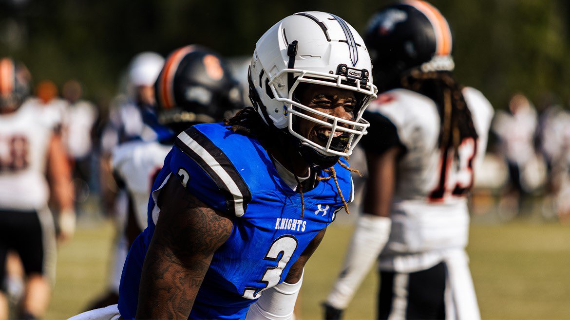 Blessed to receive my first collegiate offer from St. Andrews University! <a href="/Coachfrederick5/">Trent Fredericks</a> <a href="/StAndrewsFB/">SAU Football</a>