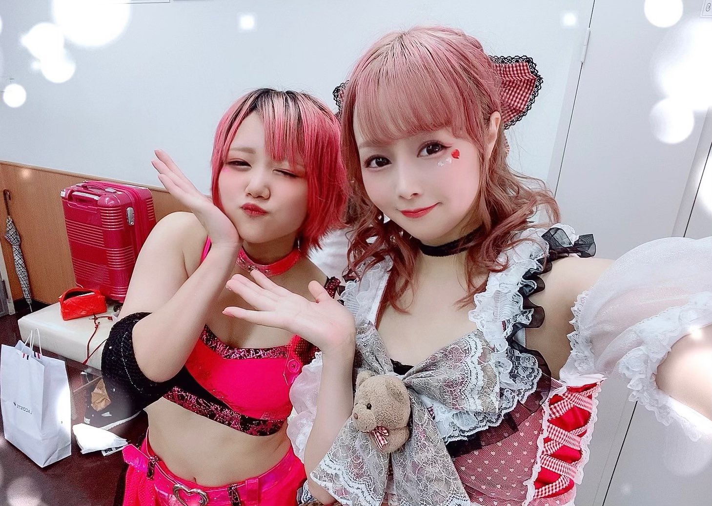 F8uXR6TWEAAYvD8?format=jpg&name=orig