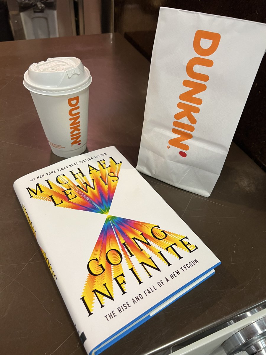LosAngelesCRG's tweet photo. Headed to Seattle for work. I’ve got all I need for my flight @dunkindonuts Later today, I’ll be having lunch at Bruce Lee’s favorite restaurant and maybe I’ll have time to catch a B-ball practice with next years PAC 12 champs! #goinginfinite #bitcoin #investorconference https://t.co/XT3SLJghMp