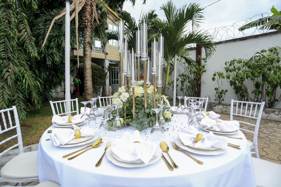 vanessabul's tweet photo. Décoration By @AgenceDoreEvent pour les fiançailles d’une cliente. Je vous laisse deviner le thème… 😁🤩😍

Contactez-nous pour vos décorations au: +243 858 249 667

https://t.co/rbhO5cn8Mr https://t.co/DVc30cGoe6