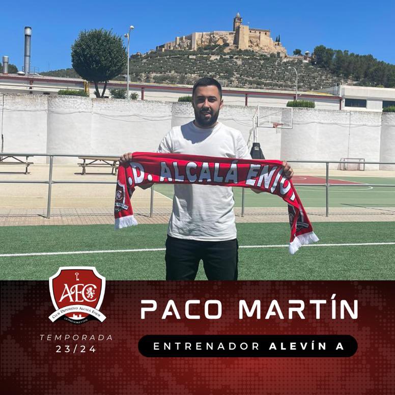 cdalcalaenjoy's tweet photo. ✍🏼 Paco Martín dirige esta temporada a nuestro Alevín A.

Juventud y futuro unido a su experiencia, esta será su octava temporada en el club.
El compromiso por la formación de las categorías base es su identidad.

Una suerte poder contar con @PacoMartinR un año más. Gracias. https://t.co/4My6K5ijtO