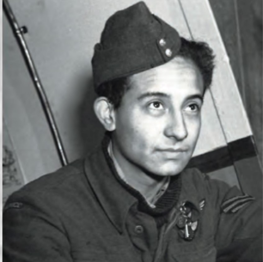 Sgt F. Manzo travelled from Mexico to B.C. in 1943 to join the @RCAF_ARC. During the Second World War, he ensured vital contact with base stations — a testament to his skill and courage while airborne. #LatinAmericanHeritageMonth 1/4