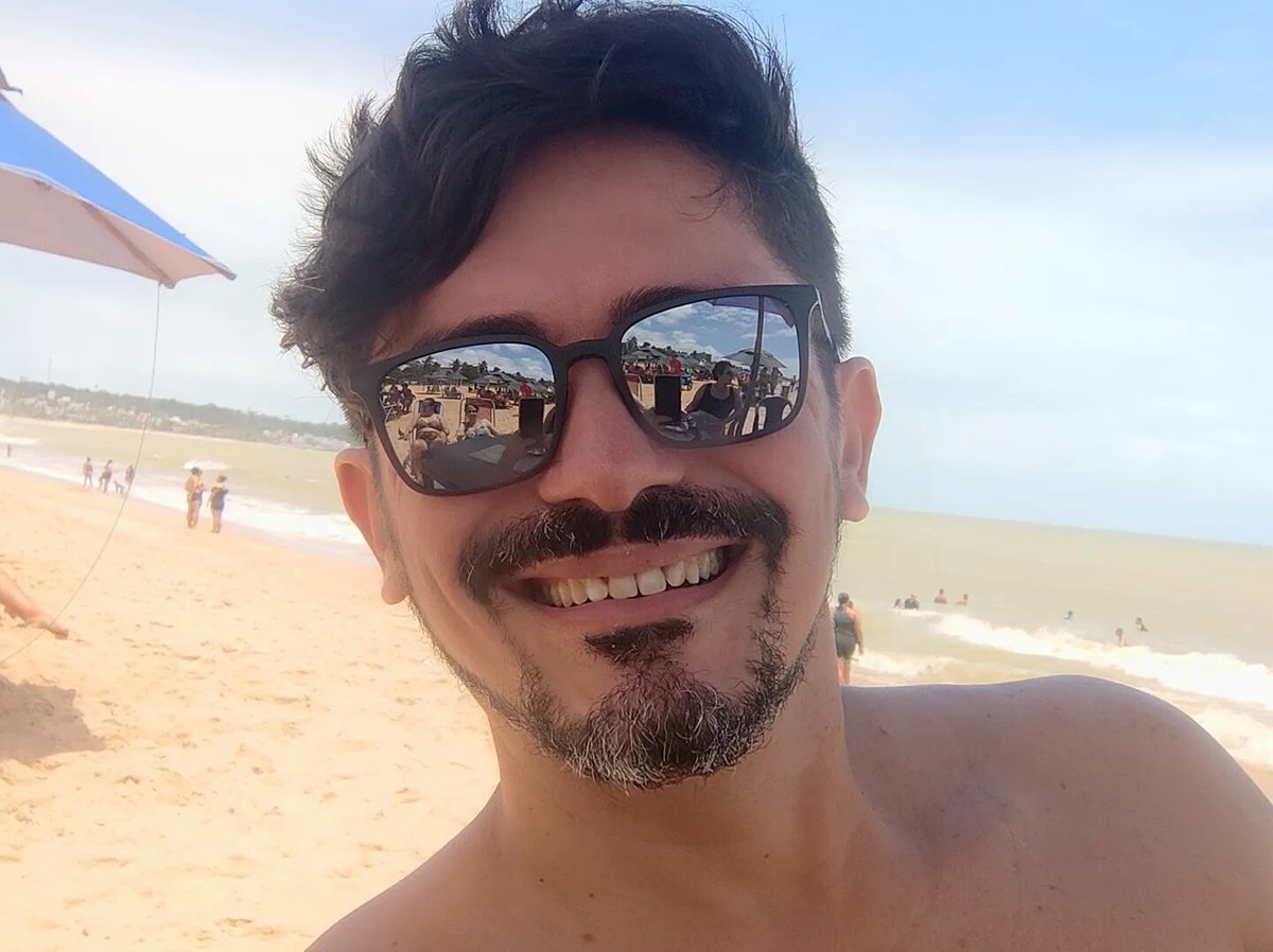 lucineiCG's tweet photo. Praia, sol e mar! https://t.co/Oc80DXmvke