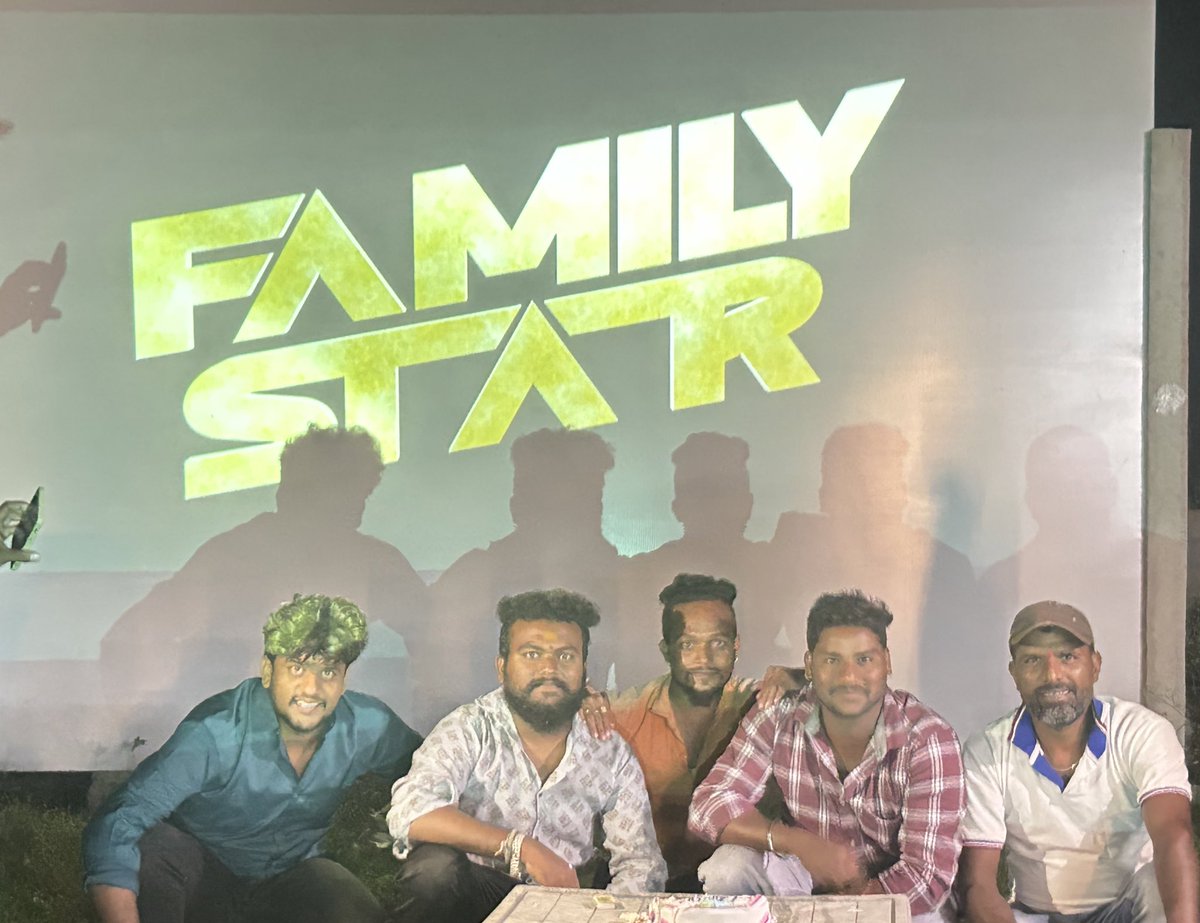VdfcSiddipet's tweet photo. #familystar #VD13 #familystarmovie #VijayDeverakonda #thedevarakonda #trending2023  #VDK https://t.co/v8IwMMbuPE