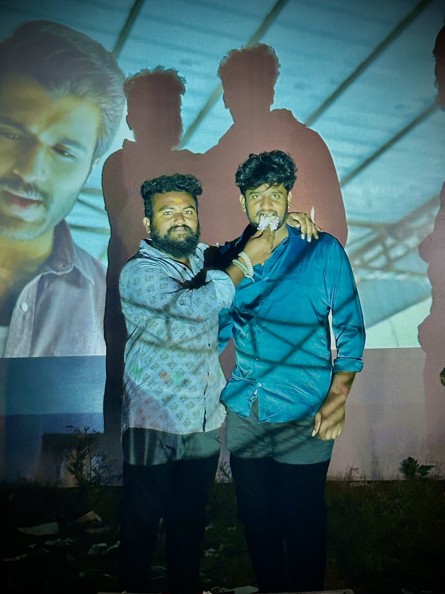 VdfcSiddipet's tweet photo. #familystar #VD13 #familystarmovie #VijayDeverakonda #thedevarakonda #trending2023  #VDK https://t.co/v8IwMMbuPE