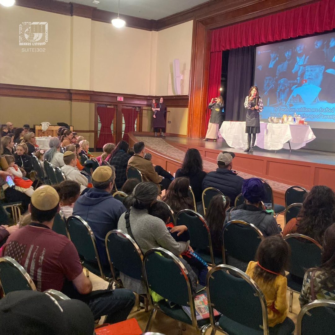chabad_hq's tweet photo. From North America to Argentina to Australia, a global embrace is felt as Hebrew Schools rally in prayer for Israel's peace. 🌏🫂

#PrayForIsrael #JewishUnity #HebrewSchool #GlobalUnity #Children https://t.co/ht1yx1lU4Z