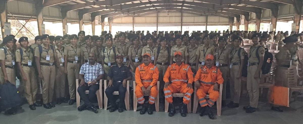 05NDRF's tweet photo. "NDRF team boosts disaster response skills of Maharashtra Police trainees at PTC Khandala. 🚓👨🚒 #DisasterTraining"
@ANI
@sdmamaharashtra
@NDRFHq
@ndmaindia
@PIBMumbai https://t.co/a4akL7b7Hr