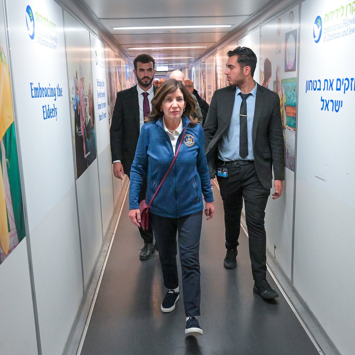 GovKathyHochul's tweet photo. I’ve just touched down in Tel Aviv.

New York and Israel share a special bond, and I’m proud to be here to show our solidarity with the Israeli people following Hamas’s abhorrent acts of terror. https://t.co/X0Pb5XSOdP