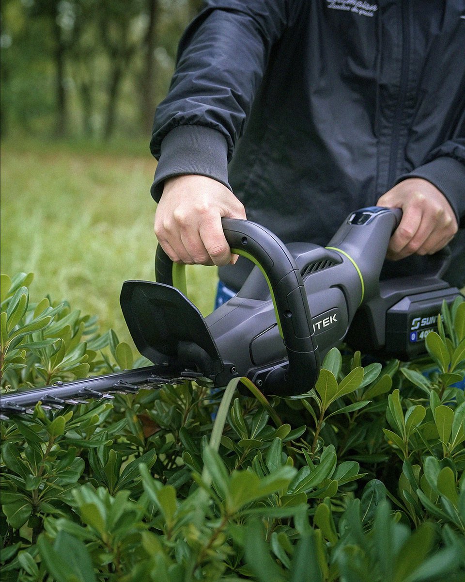 teamsdesign's tweet image. We redefined the gardening game in six months of dedicated #collab w/ #Suntek taking them from 0 to 1: a user-centered fresh product design language system allowed them to swiftly develop and finalize an impressive lineup of eight #smartgardeningsolutions #nextgengardening #ux