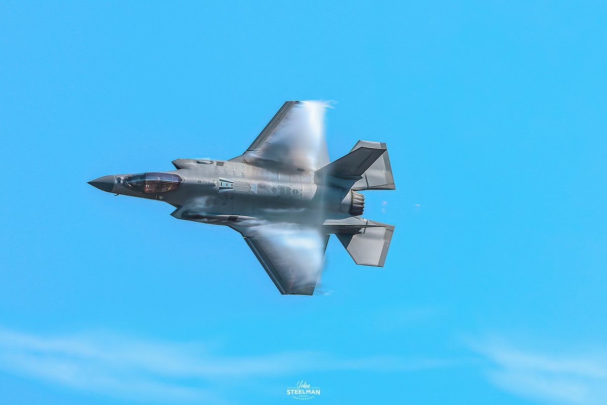 JSteelmanPhoto's tweet photo. F-35 Lightning II
Wings Over Houston 
10-15-23  

🇺🇸  Ellington Joint Reserve Base 
📷 Canon R6 
📷ƒ/3.2   1/2000   400mm   ISO100   

#fightingfalcons #canonfavpic #shotoncanon #wingsoverhouston

@CanonUSAimaging https://t.co/A7DCtPUnMW