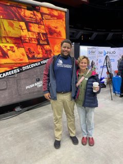 Ancien élève du <a href="/cscmonavenir/">Csc MonAvenir</a>, Sébastien Roch, travaille maintenant avec Compétences Ontario et nous appuiera avec nos initiatives STIM et la
promotion des métiers spécialisés!