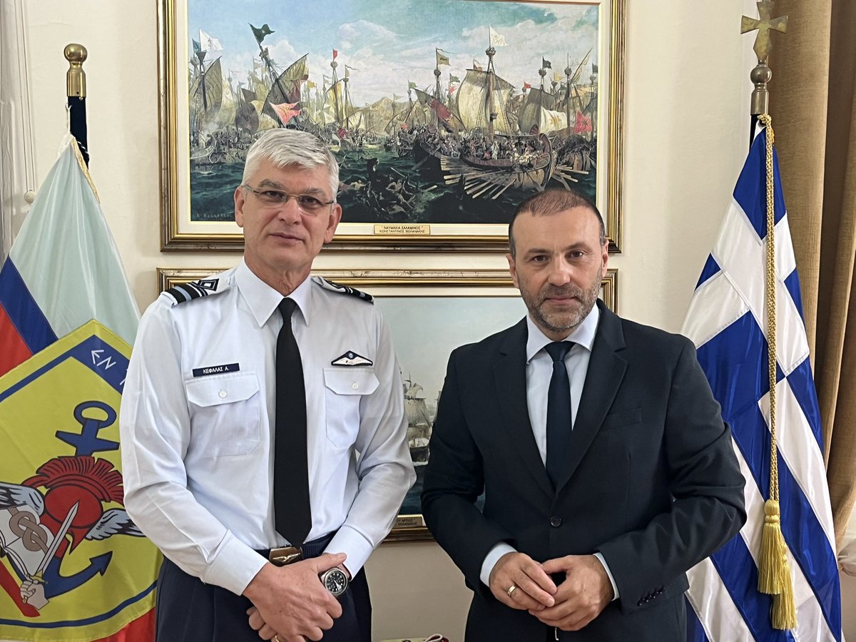 Στη Θεσσαλονίκη και την Ανώτατη Διακλαδική Σχολή Πολέμου (SJWC) συζητώντας με τον Διοικητή της Σχολής, Υποπτέραρχο (Ι) Αλέξανδρο Κεφαλά για γεωπολιτική, εθνική ασφάλεια αλλά και τις ευρύτερες προκλήσεις ασφαλείας της Ευρώπης!
