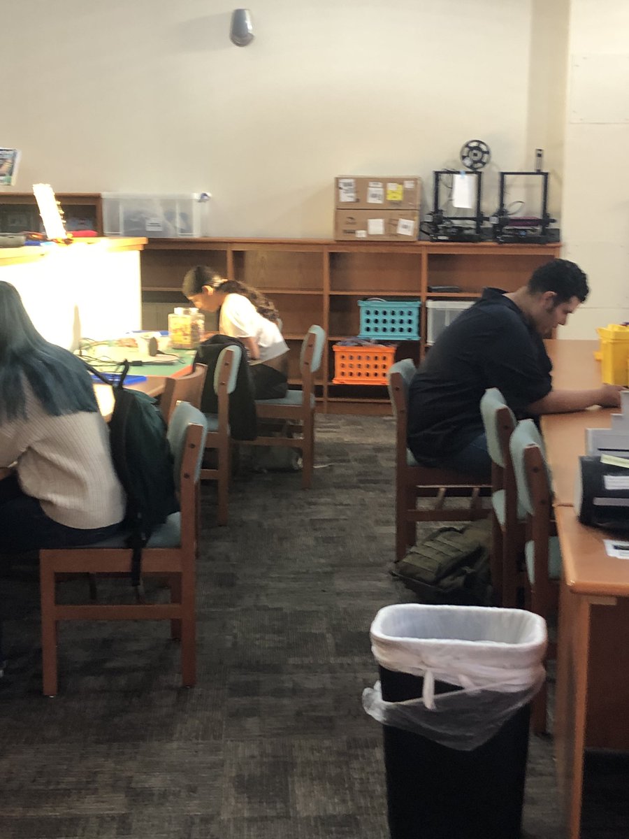 Hornet Library tweet media