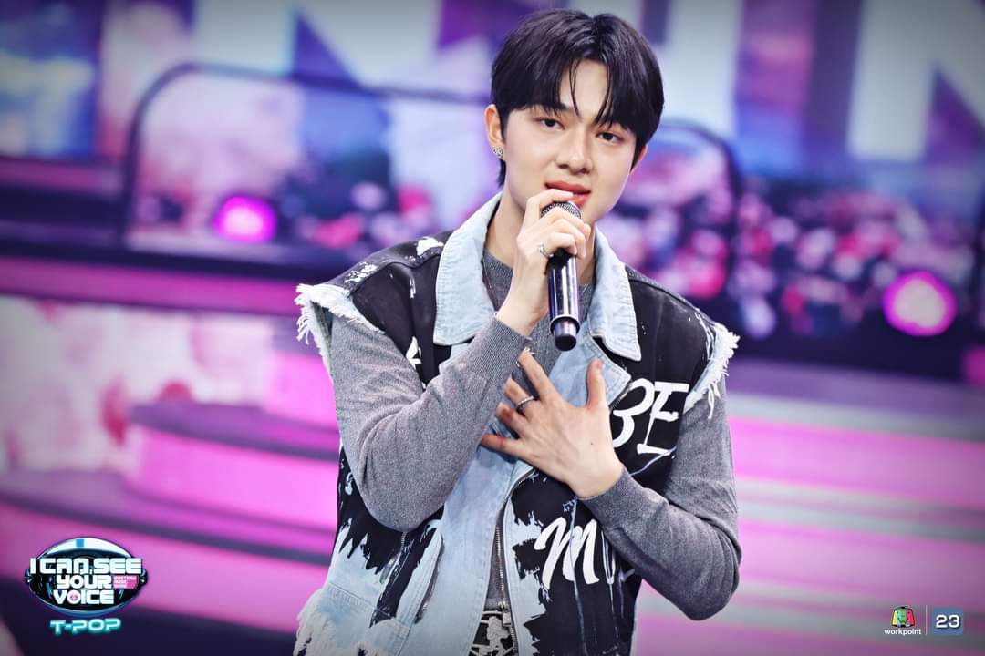 ละมุนไปหมด... เพราะเสียงร้องของ #นุนิวชวรินทร์  
สะกดใจทุกคนไว้จริง ๆ เล่นเอาเคลิ้มไปตาม ๆ กัน!!!
.
📍ดูสด!!! ทั้ง TV และ ออนไลน์
🎤ทุกวันพุธ เวลา 20.05 น.
.
#icanseeyourvoicethailand
#icanseeyourvoicetpop 
#WorkPoint23
#Workpoint 
#นุนิว 
#NuNew 
#นุนิวชวรินทร์