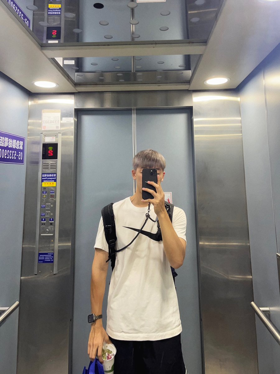 xu_920's tweet photo. 又來台北浪了～誰要陪我🥺 https://t.co/D6ouzSp89A