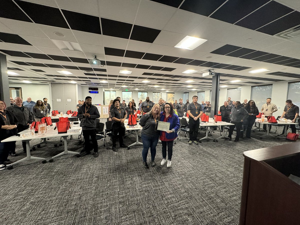 Ethan Shaffer (@ethandshaffer) on Twitter photo It’s raining ATLs at #ChilisELEVATE & #ChilisEMERGE 🌶️❤️🔥 <a href="/Chilis/">Chili's Grill & Bar</a> <a href="/TTaylorelaine/">Taylor Gomez</a> <a href="/twchilihead/">Tiffany Lemons</a> <a href="/Shannon08Banana/">Shannon Flaherty</a> It’s raining ATLs at #ChilisELEVATE & #ChilisEMERGE 🌶️❤️🔥 <a href="/Chilis/">Chili's Grill & Bar</a> <a href="/TTaylorelaine/">Taylor Gomez</a> <a href="/twchilihead/">Tiffany Lemons</a> <a href="/Shannon08Banana/">Shannon Flaherty</a>