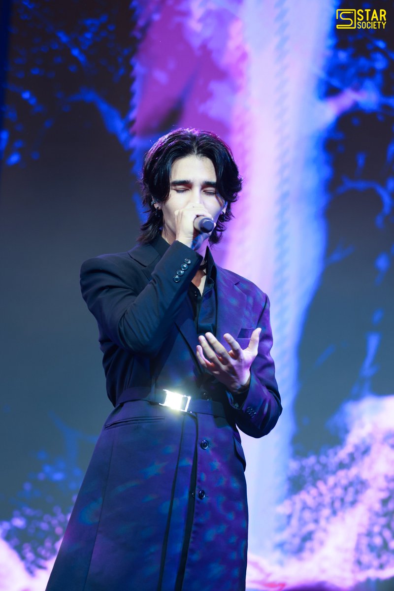 STARSOCIETY_TH's tweet photo. มินิคอนเสิร์ตสุดฟินจาก 'เจฟ ซาเตอร์'  ในงาน ฉลองครบรอบ 34 ปี คิง เพาเวอร์ “34thAnniversary Delights &amp; Surprises ช้อปวนไป เป็นไปได้ไม่รู้จบ”
#KingPower
#34thAnniversaryDelightsAndSurprises
#ช้อปวนไปเป็นไปได้ไม่รู้จบ
#JeffSatur  #KingPower34thxJeff https://t.co/wcUpQpkfxX