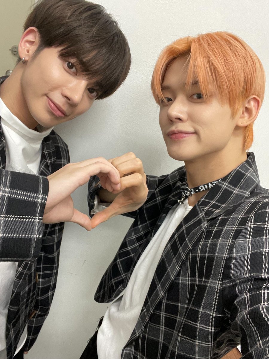 TXT_members's tweet image. 어제 팬싸 오랜만에 즐거웠다ㅎㅎ 고마워요 모아! ❤️