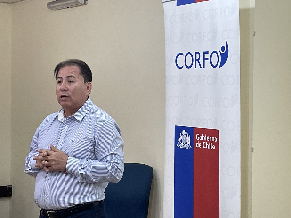 CorfoArica's tweet photo. Reunidos para conformar mesa de trabajo para transformar #Arica y #Parinacota en una plataforma para el desarrollo de tecnologías para la agricultura en zonas áridas. Actividad liderada por #Corfo se realiza en dependencias @sagchile con privados, academia, comunidad y públicos https://t.co/eYQcHYODf8