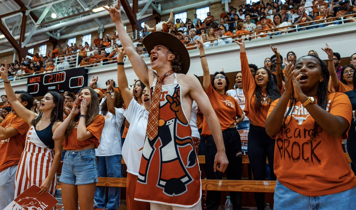 Thank you Longhorn Nation for a great time at The Greg to tipoff our season! Come join us at @MoodyCenterATX for our FREE exhibition game on Monday, Oct. 30 vs. St. Edward’s. Should be a special night for the City of Austin 🤘🏾
