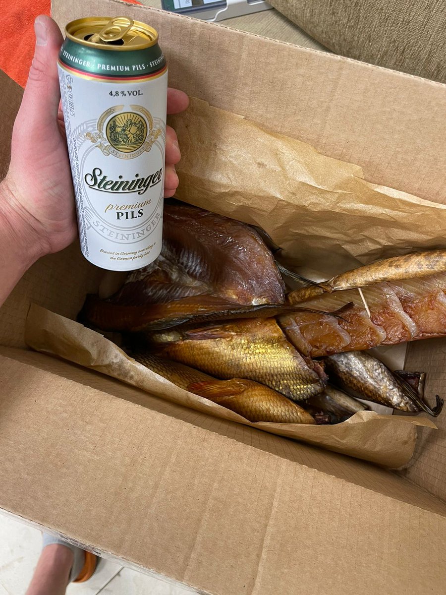 ZudovDenis's tweet photo. I suggest starting #Friday on #Wednesday)))
Fans of smoked #fish add friends to Twitter!
@DSCVR1 #socialminingweb3 #ICPeople #ICPArmy #smokedfish https://t.co/MrQ6SBTXsd