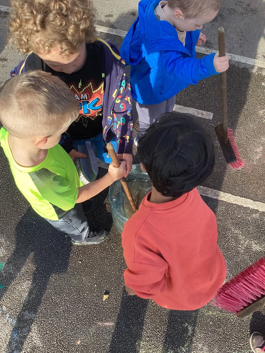 TadPrimaryAcad's tweet photo. Practising our gross motor skills by cleaning our chalk drawings with large brushes. Parents take note - they can clean when want to! #cleaning #grossmotorskills #earlyyears #TadcasterEYFS @eboractrust @AaronTeamEC https://t.co/BMlKVo12IM