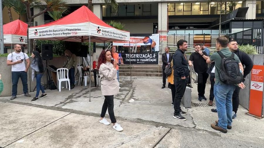 Demitir bancários e terceirizar enfraquece nossa economia e prejudica a comunidade. O Itaú deve repensar essa abordagem!

🏢 Centro Tecnológico Itaú