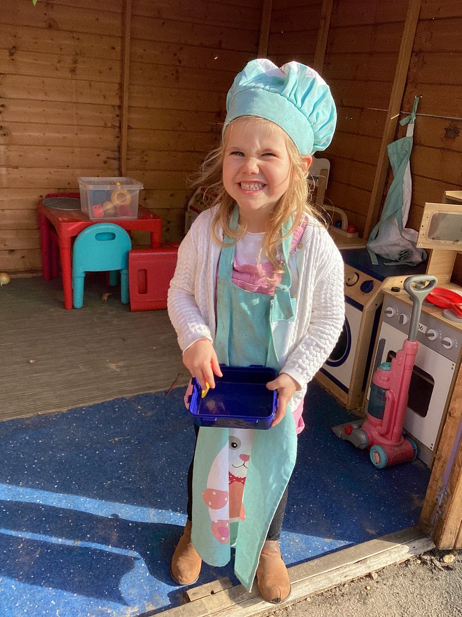 TadPrimaryAcad's tweet photo. We’re cooking up a storm today in EYFS. Lots of fantastic language been used to describe our luxury dining experience. #TadcasterEYFS #comedinewithme @eboractrust @ComeDineWithMe https://t.co/UCtAE08hah