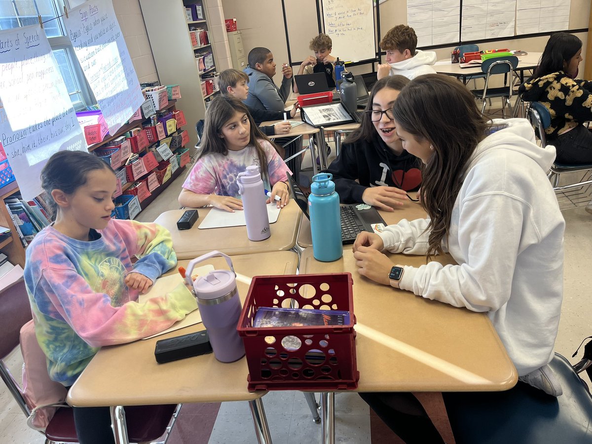 Mrs. Turner tweet media