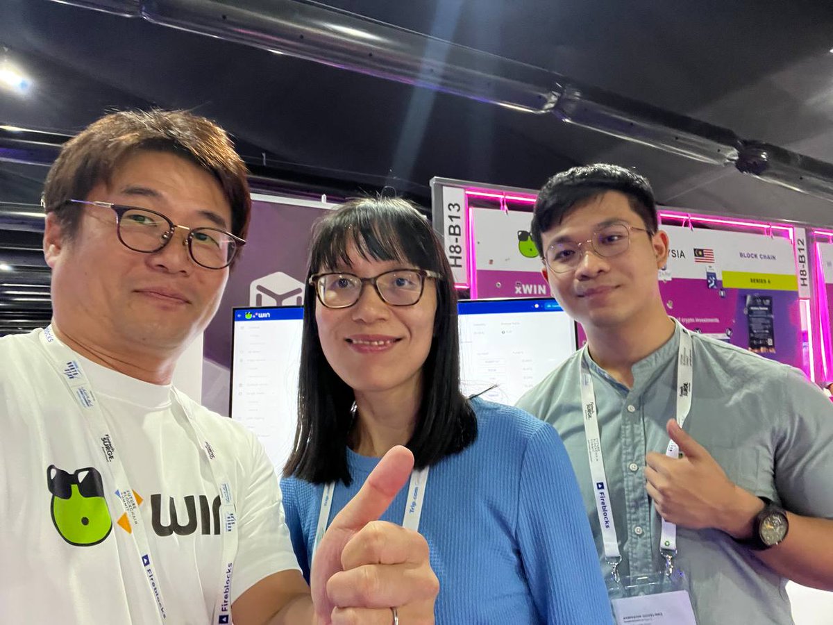 xwinfinance's tweet photo. #xWIN Team welcomed Ms. Sunny Jiang @sunny_maas of @MaasVentures to our booth today at #FutureBlockchainSummit ! Thanks for stopping by 😊
#DXBONTHEBLOCK #FBSummit #FBS2023 #blockchain #DeFi https://t.co/XpjGGsFTSF