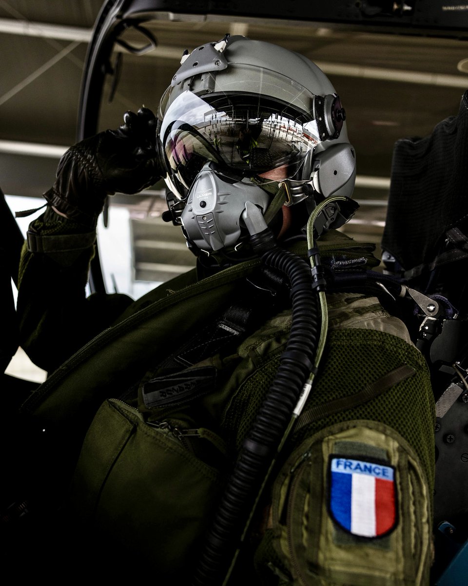 🇫🇷 French fighter jets deploy to 🇷🇴 Romania to support NATO's Air Shielding mission They will conduct joint training together with the Romanian Air Force and French air defence systems based in Romania 🔗ac.nato.int/archive/2023/f…