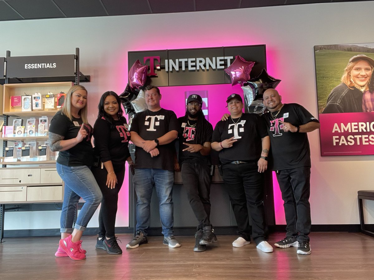 Since September’s #’s are final.. I want to give my 🦁 456G team a huge SHOUTout for ending #1 in the NATION!! I’m so blessed! 💕💕💕💕💕💕💕💕💕💕💕💕💕💕 #KAUFMAN #SMRA #WEwontSTOP @hoghunter777 @BrianEjiasi @yes_i_cantu