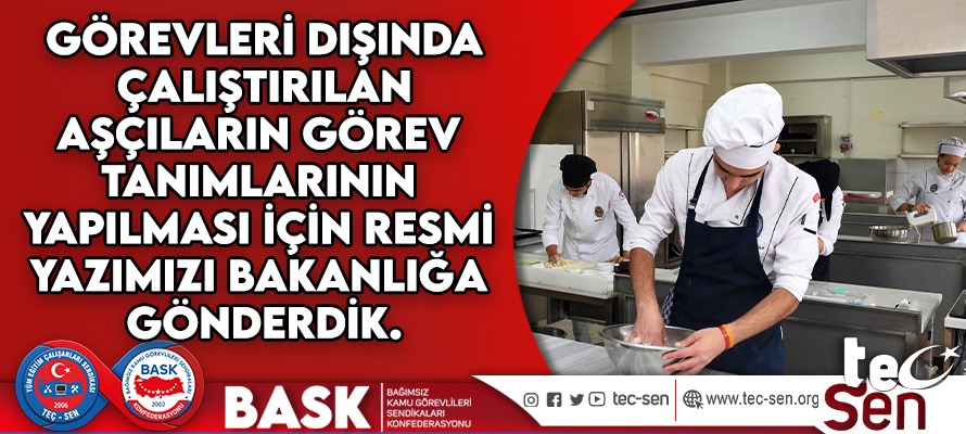 tecsen's tweet photo. Görevleri Dışında Çalıştırılan Aşçıların Görev Tanımlarının Yapılması İçin Resmi Yazımızı Bakanlığa Gönderdik.

Milli Eğitim Bakanlığı’na Bağlı Okul Pansiyonları Yönetmeliği’nin 13. Maddesinde, Aşçıların çalışmalarında diyet uzmanına,diyet uzmanı yoksa müdür yardımcısına karşı sorumlu olduğu, başlıca görevleri de;

a. Günlük tüketim maddeleri tabelasına göre, kendisine teslim edilen bütün besin maddelerini (varsa diyet uzmanının gözetim ve denetimi altında) mevcut listeye göre en iyi şekilde pişirip hazırlamak, kalitesini ve görüntüsünü bozmadan dağıtımını sağlamak.

b. Teslim aldığı besin maddelerinin bozulmayacak şekilde saklanması ve eksiksiz olarak hazırlanması, tamamen yerine sarfını ve ziyan edilmemesini sağlamak,

c. Mutfakta kullanılan bütün bakır kapların ve gereçlerin daima kalaylı ve temiz bulunmasına dikkat etmek, mutfağın genel temizlik ve çalışma disiplinini sağlamak.” olduğu şeklinde hüküm altına alınmıştır.
Ancak; bazı okul ve kurumlarımızda aşçı olarak görev yapan eğitim çalışanlarına Milli Eğitim Bakanlığı’na Bağlı Okul Pansiyonları Yönetmeliği’nde hüküm altına alınmış görevleri dışında, ayrıca yemek yemek için kullanılan araçların (servis tabakları, tabildot, çatal, kaşık vb). bulaşıkların yıkama görevi verildiği yönünde sendikamıza sıkça şikayetler iletilmektedir.

Sendikamızca, uygulama birliğinin sağlanması ve ilgili yönetmelik hükümlerine aykırı hareket eden kurumların uyarılmasının sağlanabilmesi için aşçı olarak görev yapan eğitim çalışanlarına yemek yapma görevi dışında ayrıca yemek yemek için kullanılan araçların (servis tabakları, tabildot, çatal, kaşık vb). bulaşıkların yıkama görevi verilip verilemeyeceği konusunda Milli Eğitim Bakanlığı  Personel Genel Müdürlüğü’mden ayrıca bir görüş yazısı istenmiştir.

TEÇ-SEN GENEL MERKEZİ