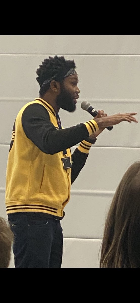 Richard Long tweet media