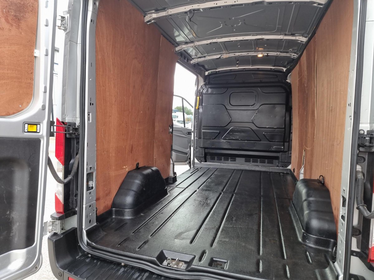 MotusSelectUK's tweet photo. 📢VAN OF THE WEEK📢

2020 Ford Transit, featuring:

❄️Air Conditioning
🛞Alloy Wheels
🚨Front and Rear Parking Sensors and more!

Find out more: https://t.co/Hoc8uf1IH5

#VanOfTheWeek #UsedVan #FordTransit #UsedFord #TransitVan #MotusSelect https://t.co/tehQzXA7n2