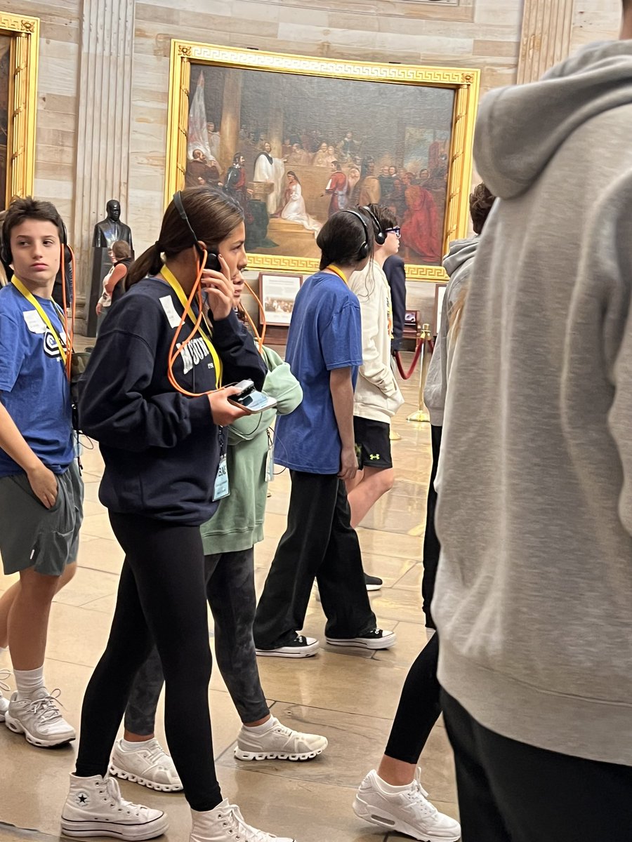 Ms. Callif tweet media