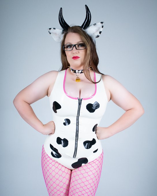 This outfit is UDDERLY amazing... Moooo! 🐄  #cowgirl #cowgirls #cowgirlstyle #cowgirloutfit #cowgirlfashion<a href="/tag/cowgirl"class="tags">#cowgirl</a><a href="/tag/cowgirls"class="tags"><span>#cowgirls</span></a><a href="/tag/cowgirlstyle"class="tags"><span>#cowgirlstyle</span></a><a href="/tag/cowcosplay"class="tags"><span>#cowcosplay</span></a><a href="/tag/cowlady"class="tags"><span>#cowlady</span></a><a href="/tag/cowgirloutfit"class="tags"><span>#cowgirloutfit</span></a>