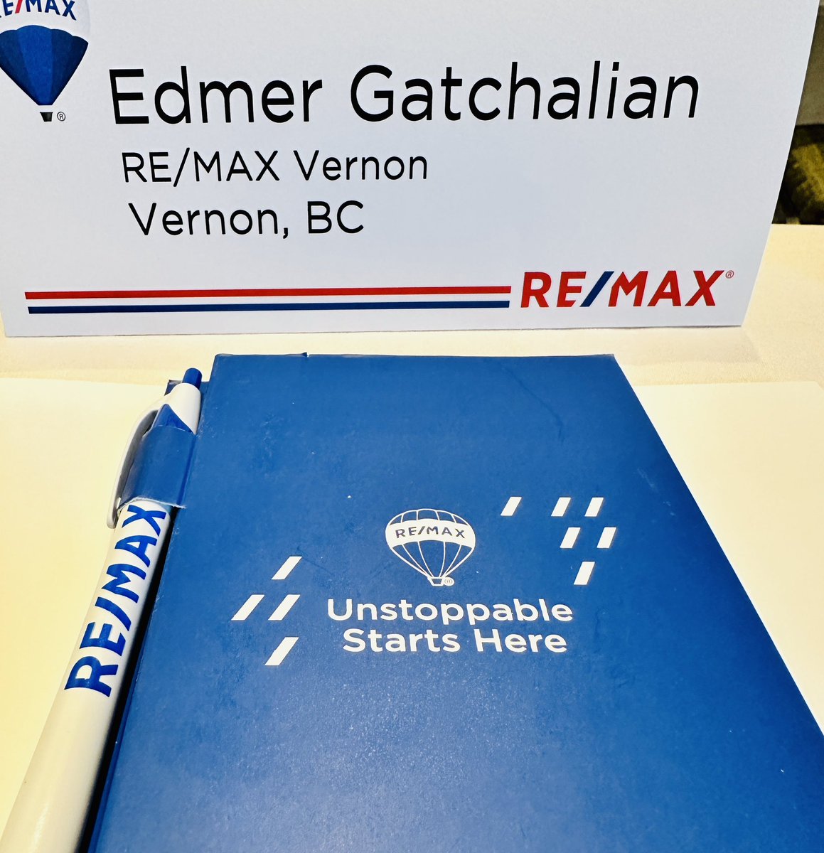 Excited to help more families find their dream homes with RE/MAX! 🏡 Unstoppable starts here. 👇👇👇

edmer.therightagents.ca

#VernonRealEstate #REMAXUnstoppable #HomebuyingJourney #PinoyRealtor #firsttimehomebuyer #okanaganrealestate