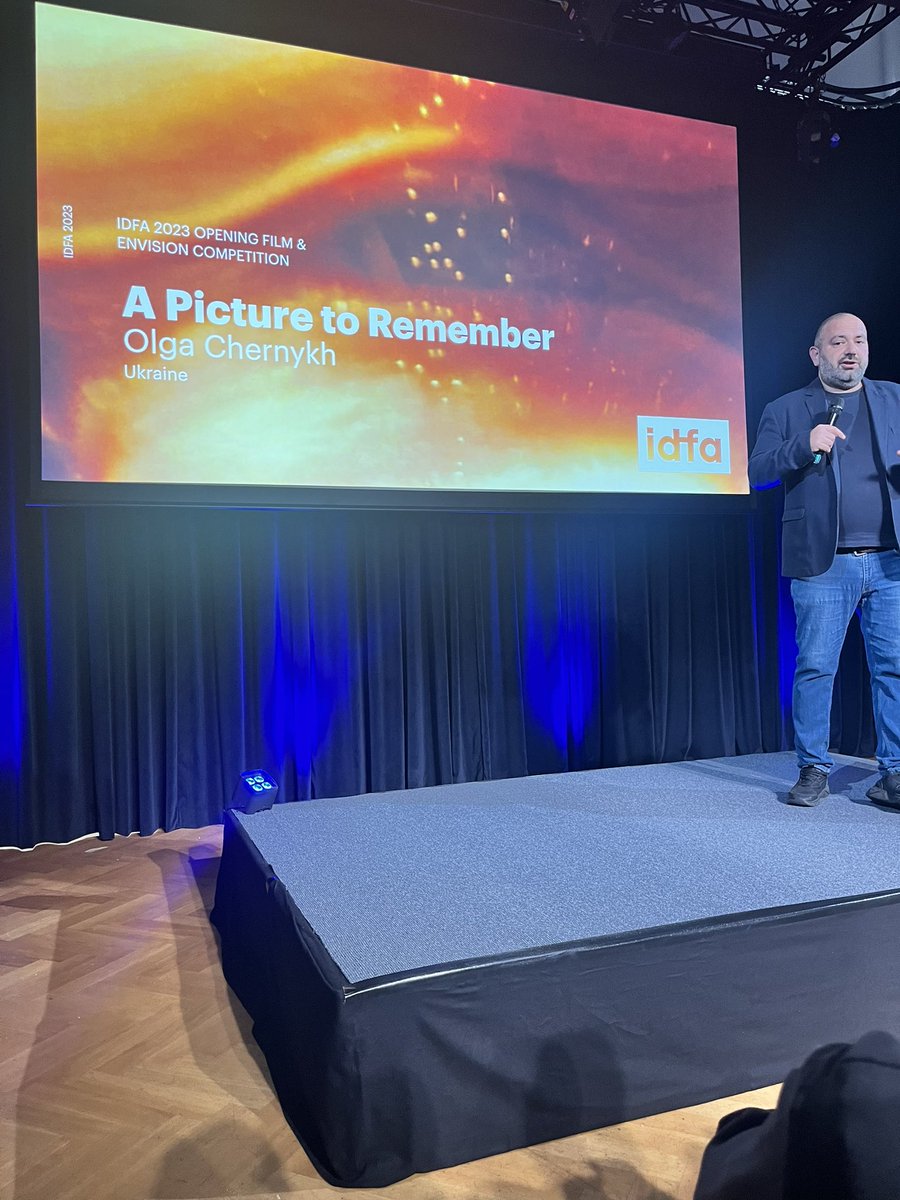 @idfa presents their opening film: “A Picture to Remember” by <a href="/OlgaChernykh/">Ольга Черных</a>! Can’t wait for #IDFA24