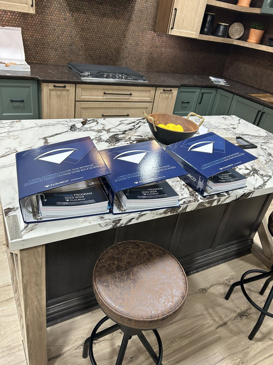 steve_b68's tweet photo. Getting ready to review new products from @Fleurco with the great staff of @psourcefloors in Pittsburgh Pa 
#letsdothis https://t.co/5EpjrgNAAD