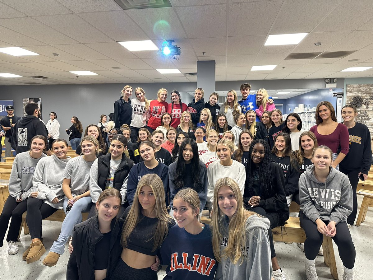 RedDevilsAD's tweet photo. JV &amp; Varsity cheer completely another monthly service project. This month was volunteering at Feed My Starving Children. 

They boxed up 142 boxes, which makes a total of 30,672 meals! This will feed 8️⃣5️⃣ kids for an entire year!! https://t.co/hA95jCRUTG