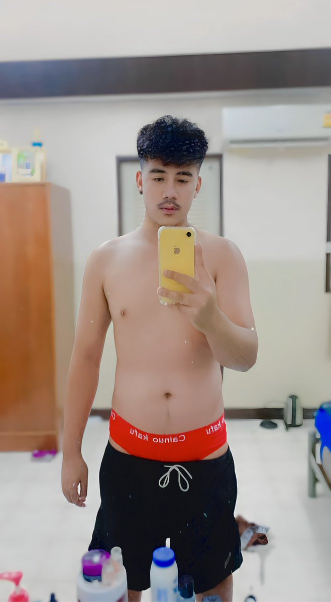 New_man61's tweet photo. ស្អាតហើយ�����្តធំទៀត 🤤😁🥰 https://t.co/5sqywTVo8g
