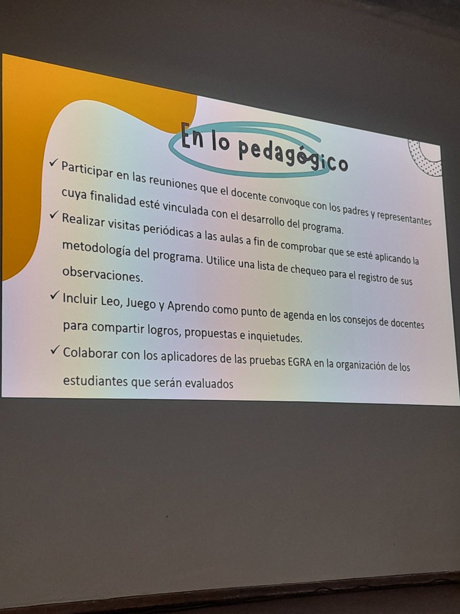 Eglé García, coordinadora de Leo, juego y aprendo: la acción pedagógica del director fortalece los procesos de la escuela y garantizar el aprendizaje.
