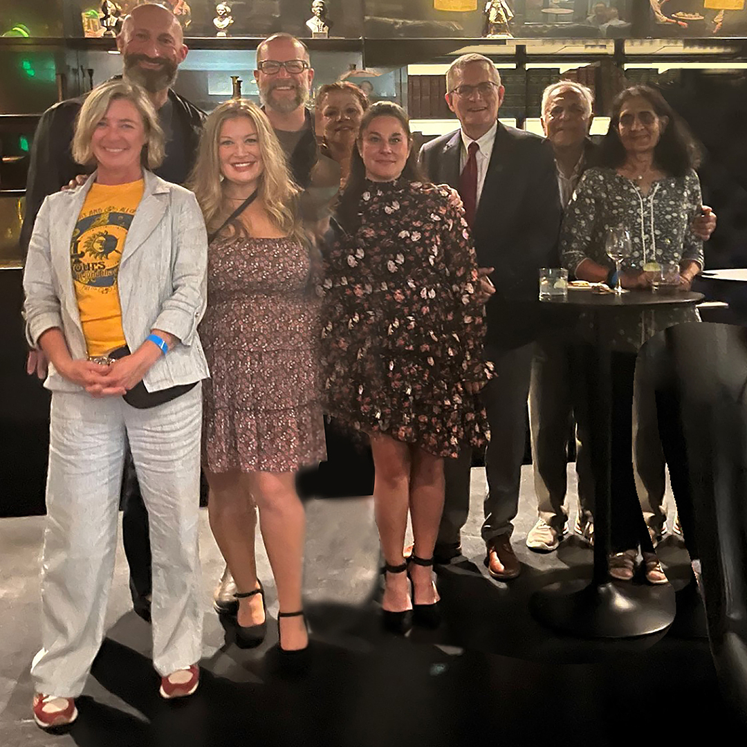 SomniaInc's tweet photo. Dr. Carter (Island Health), Lars Helgeson (Charlotte Hungerford), Dr. Ricks (St. Bernardine), and Megan O’Mara (Harrison) enjoying Happy Hour in San Francisco with the rest of the Somnia crew. #ASA2023 #SomniaAnesthesia https://t.co/GRoPzMaesf